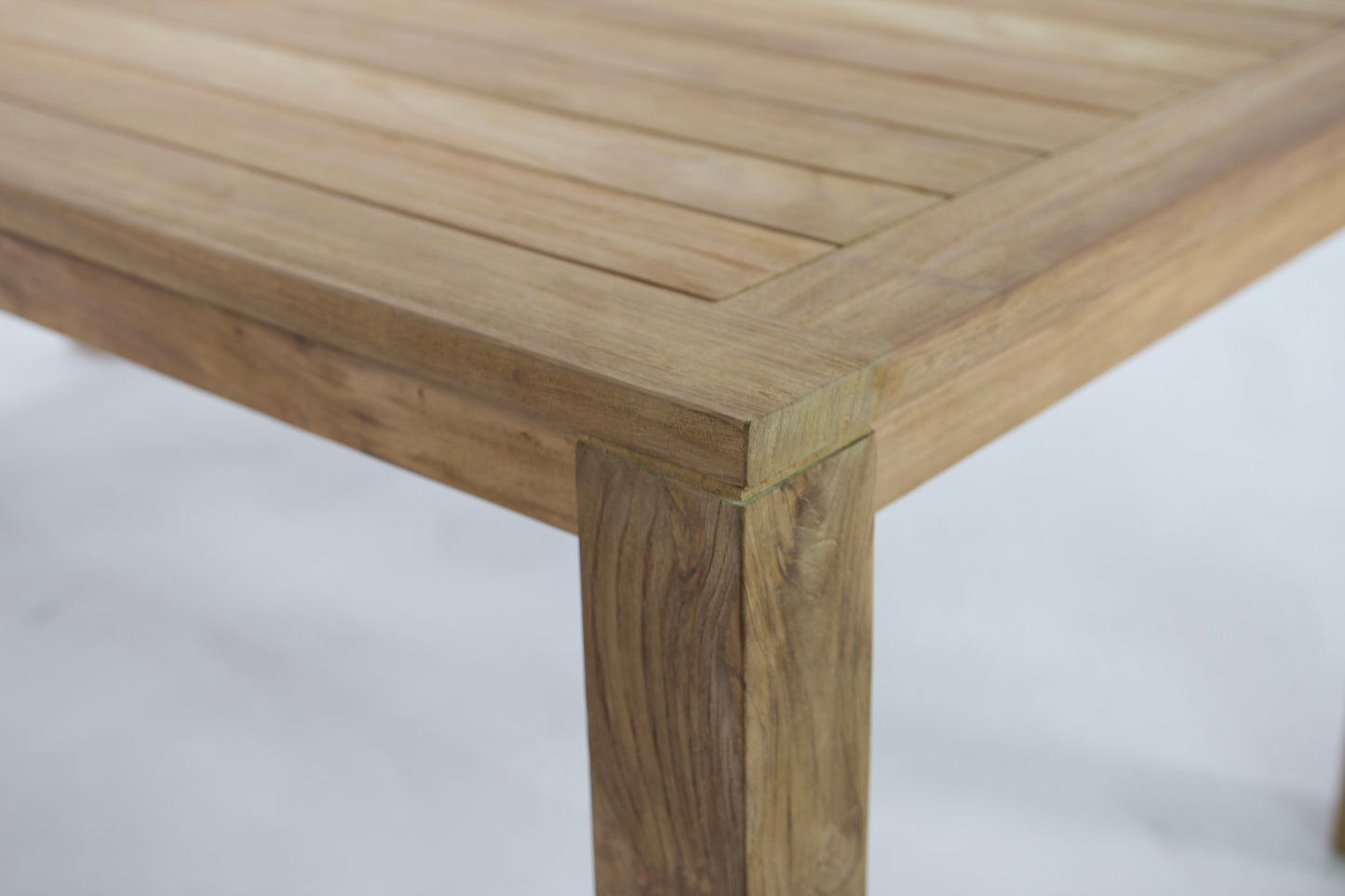 Monterey Deluxe Dining Tables
